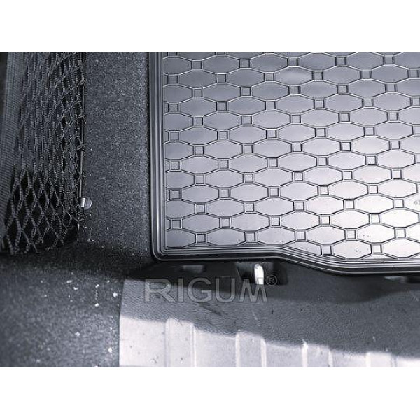 Гумена стелка за багажник на BMW 3 Серия G20 седан от 2019